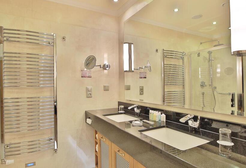 Retro Riverside Wellness Resort