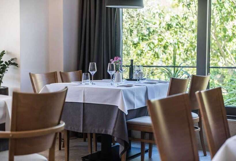 호텔 Rooms & Restaurant Matanovi Dvori