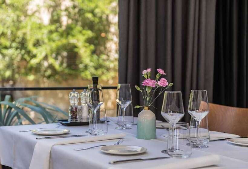 호텔 Rooms & Restaurant Matanovi Dvori