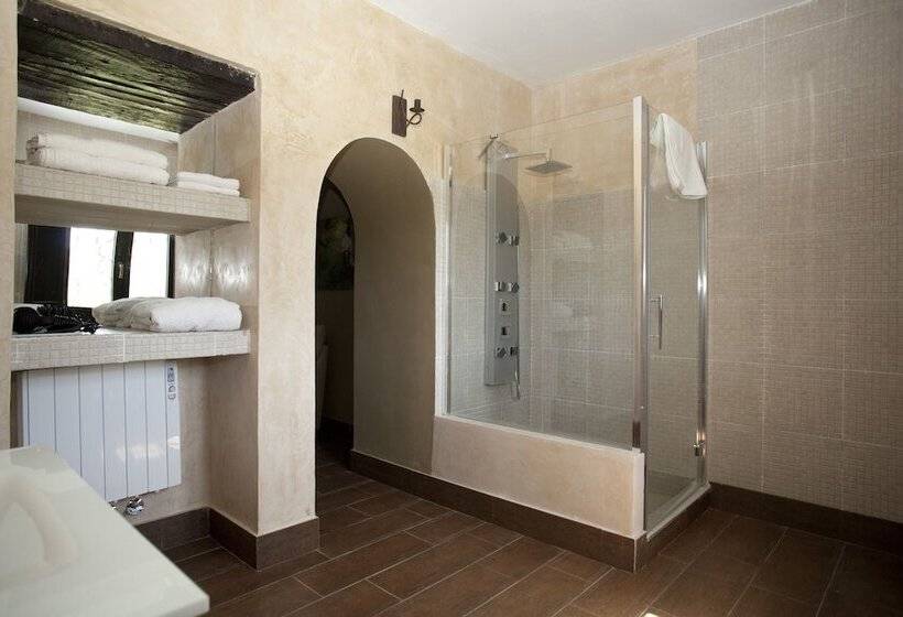 هتل روستایی Hosteria Labordalla