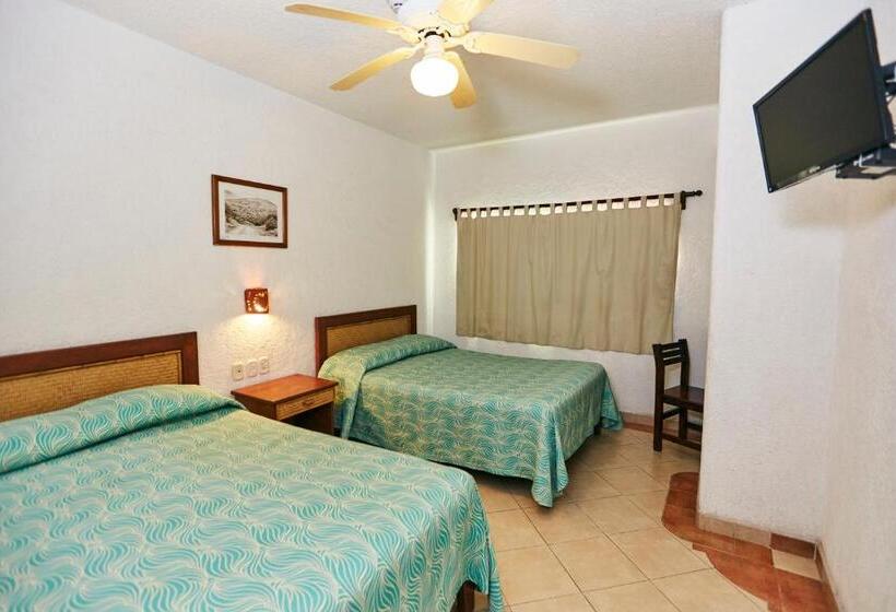 酒店 Suites Ixtapa Plaza