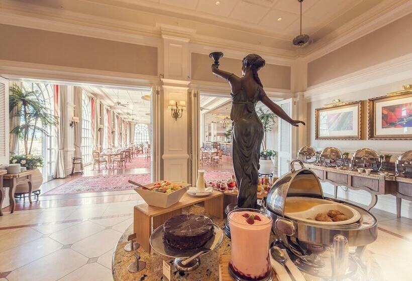 Отель The Boardwalk