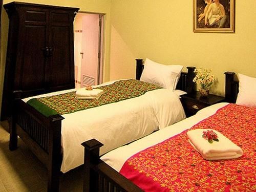 Отель The Castle Chiangmai