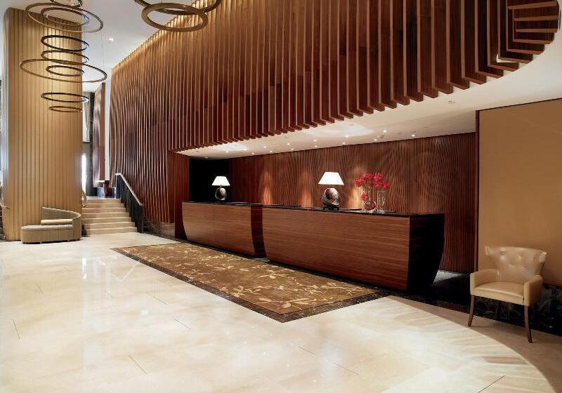 هتل The Ritzcarlton, Vienna