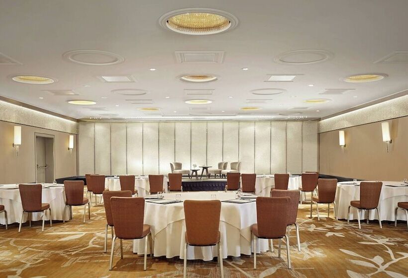 호텔 The Ritzcarlton, Vienna