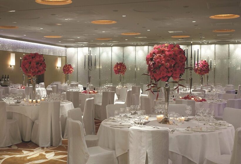 호텔 The Ritzcarlton, Vienna