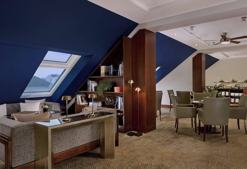 هتل The Ritzcarlton, Vienna