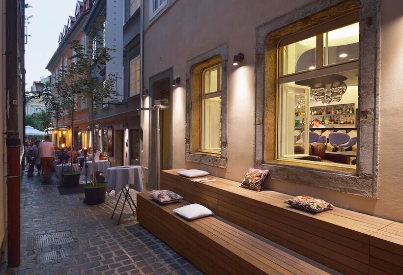 Vander Urbani Resort   A Member Of Design Hotels