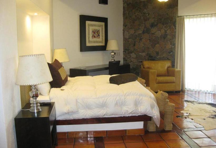 Отель Villa Mexicana Golf Resort