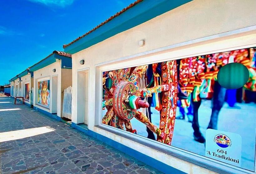 هتل Villaggio Albergo Internazionale La Plaja