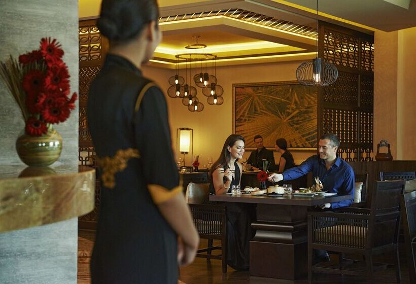 هتل Waldorf Astoria Dubai Palm Jumeirah