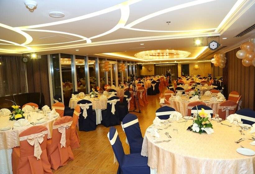 Ivory Grand Hotel Apartments