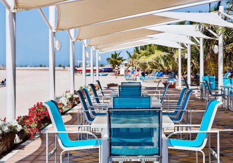 Pullman Resort Al Marjan Island