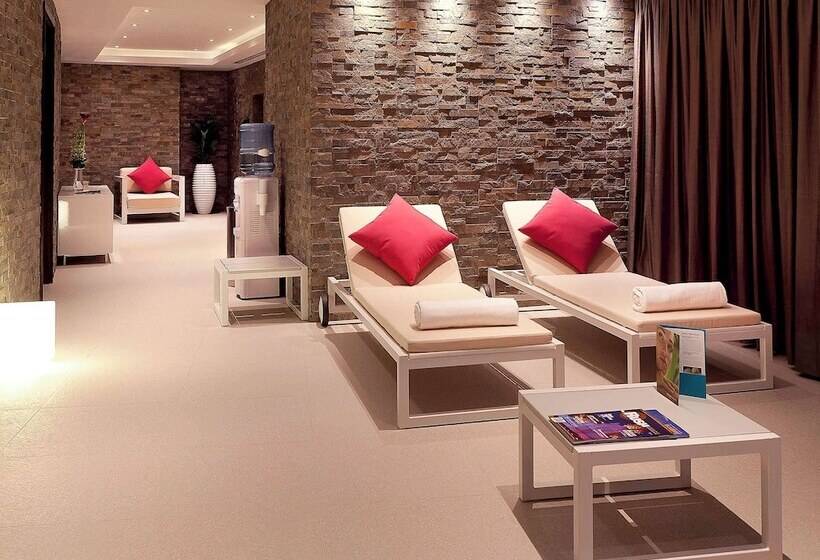 Novotel Dubai Al Barsha