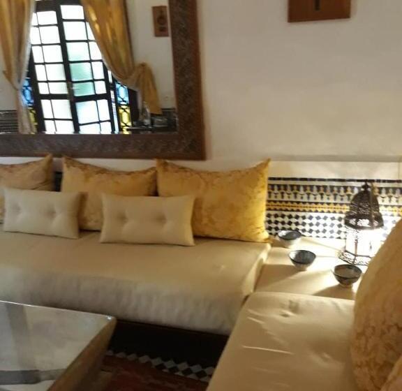 Riad Le Sucrier De Fes