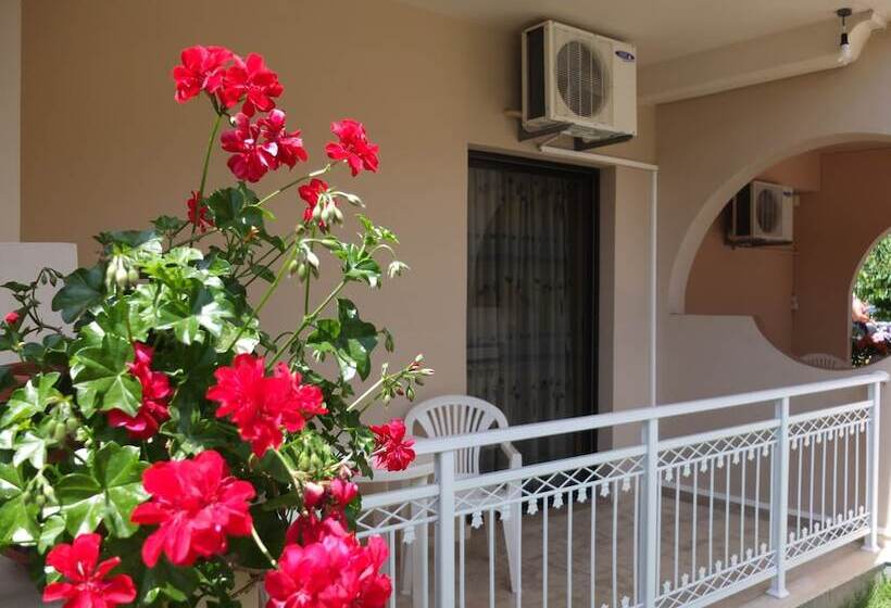Toula S Apartments