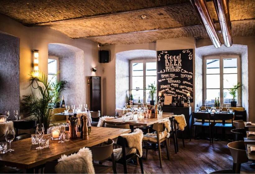 Vander Urbani Resort   A Member Of Design Hotels