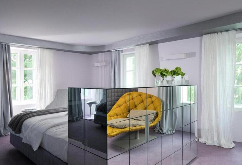 Vander Urbani Resort   A Member Of Design Hotels