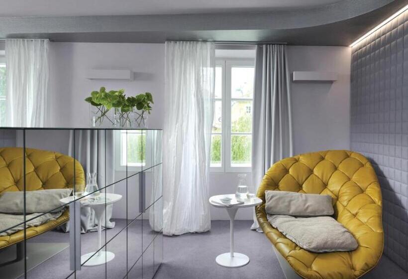 Vander Urbani Resort   A Member Of Design Hotels