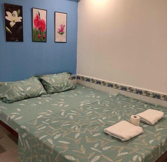 تختخواب و صبحانه Motel Khanh Nhi