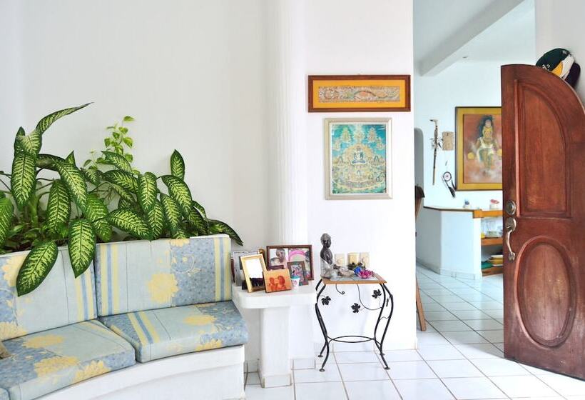 هتل Casa Holistica Sol