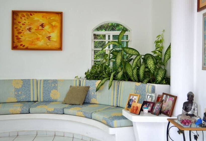 هتل Casa Holistica Sol