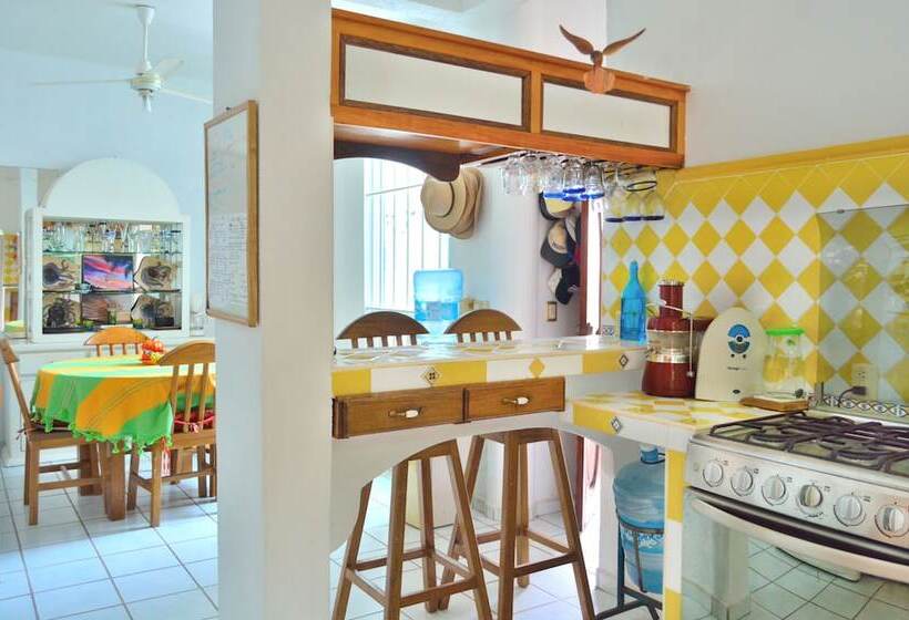 هتل Casa Holistica Sol