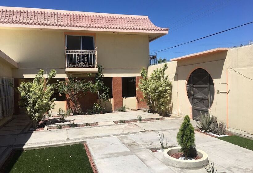 호텔 Hacienda De Nomadas   Hostel