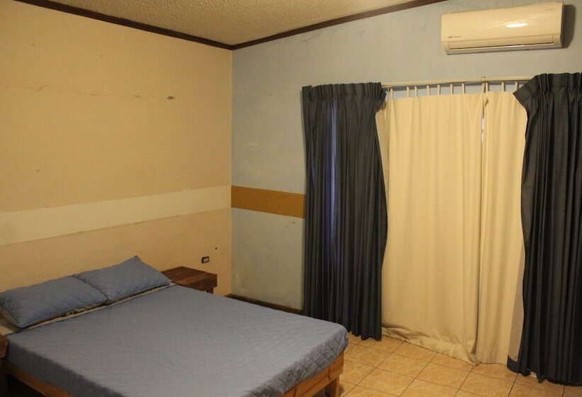 호텔 Hacienda De Nomadas   Hostel