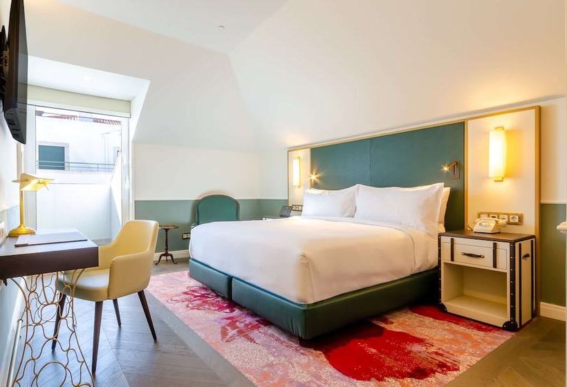 هتل The Emerald House Lisbon, Curio Collection By Hilton