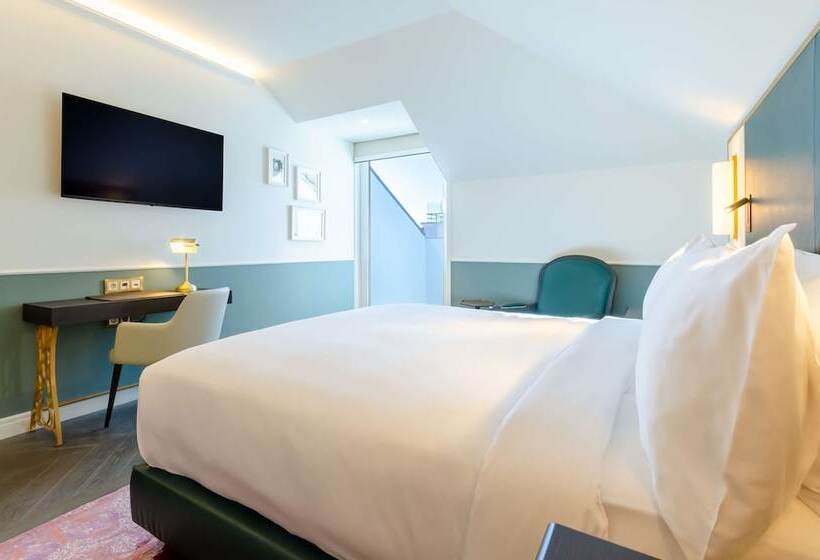 هتل The Emerald House Lisbon, Curio Collection By Hilton