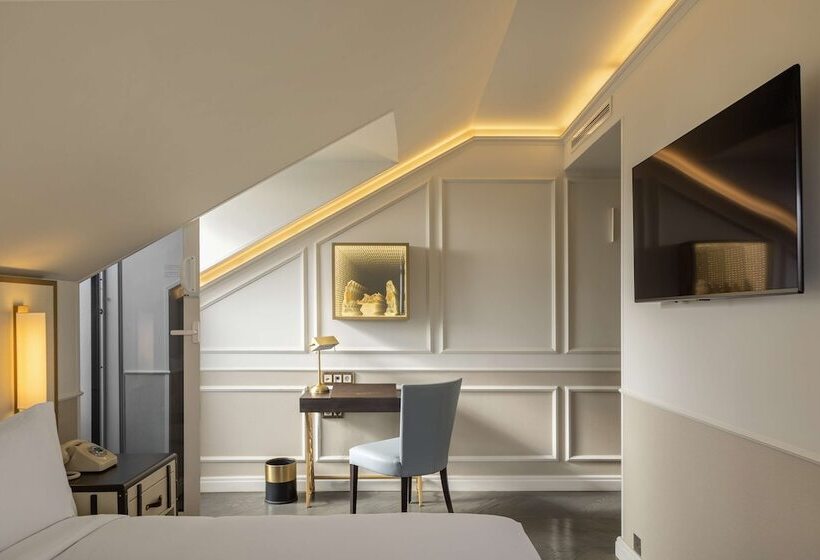 هتل The Emerald House Lisbon, Curio Collection By Hilton