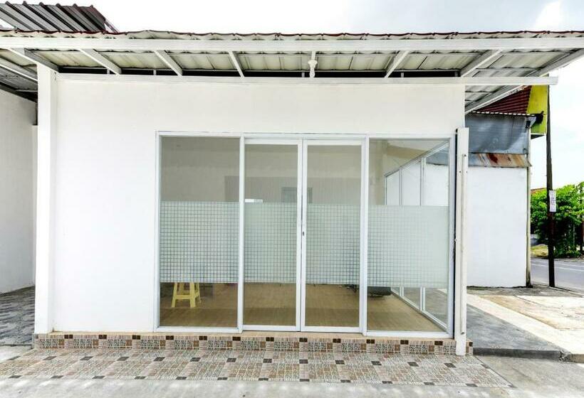 בית מלון כפרי Top Jaya Redpartner