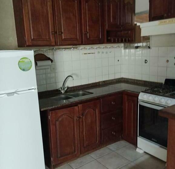 פנסיון Villa Angela