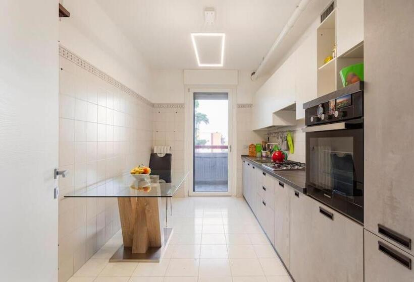 膳宿费 Attico Incantevole   Forum Assago & Humanitas