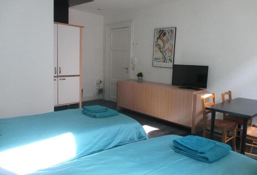 ペンション Guest House Feliz