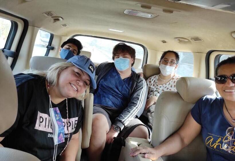 ペンション Hostal Las Garzas Del Pelado