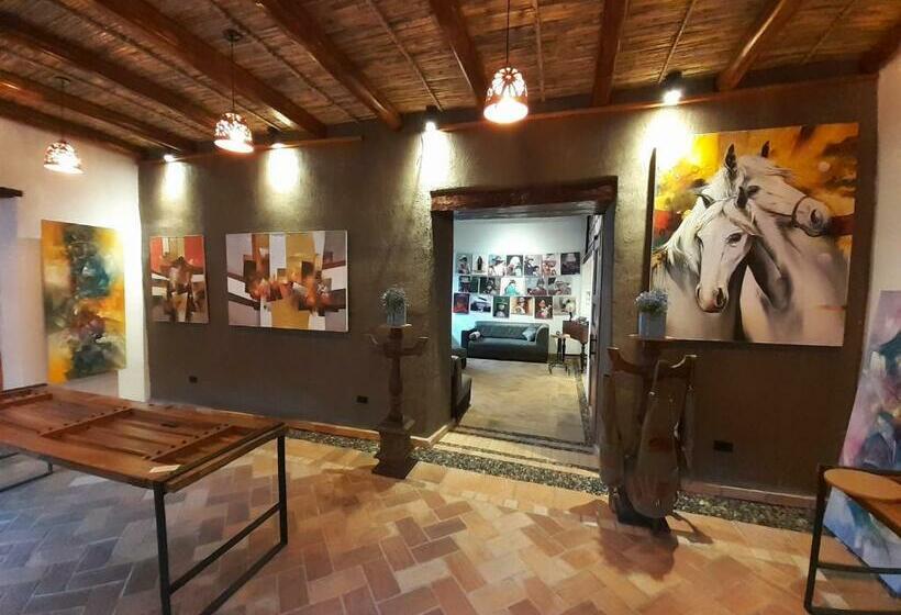 ペンション Hostal Suite Le Fabrique