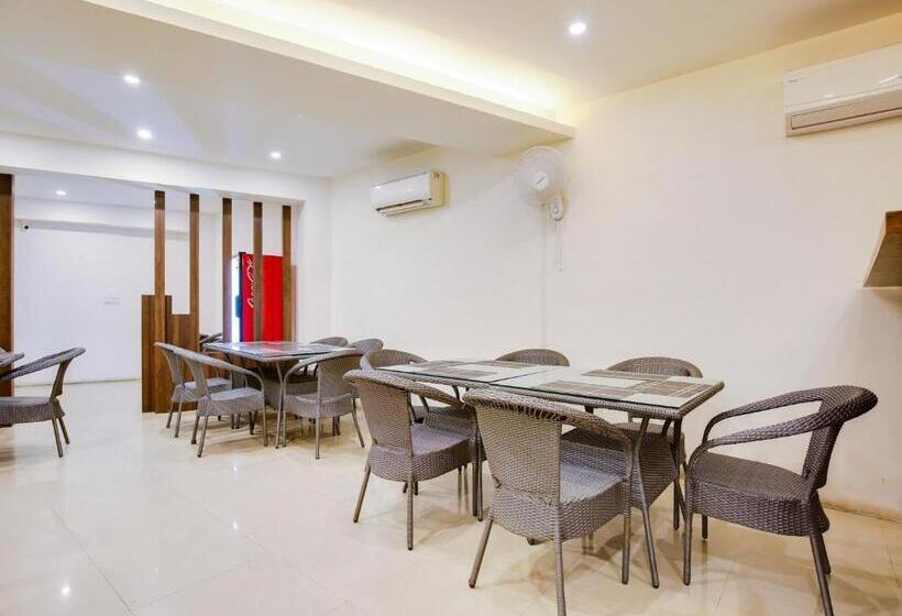 ホテル Ludhiana Regency