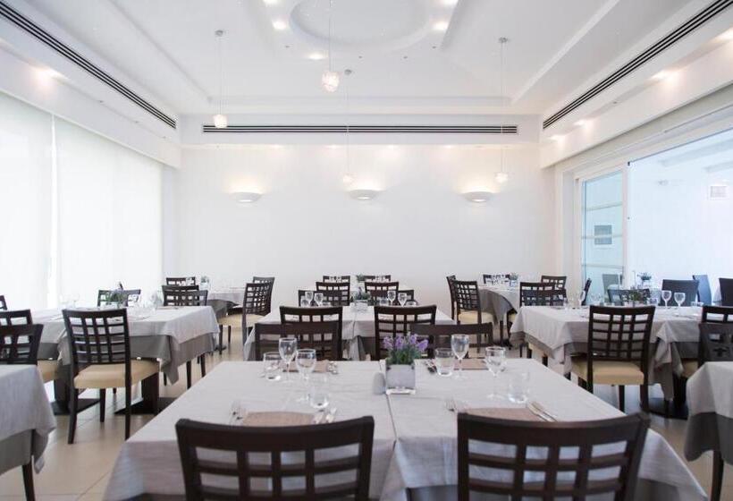 Ahr Baja Hotel & Spa Cannigione