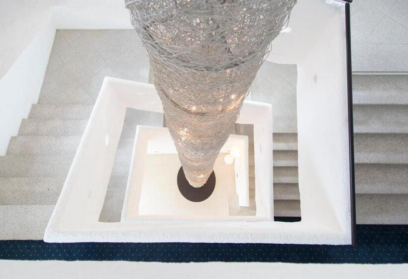 Ahr Baja Hotel & Spa Cannigione