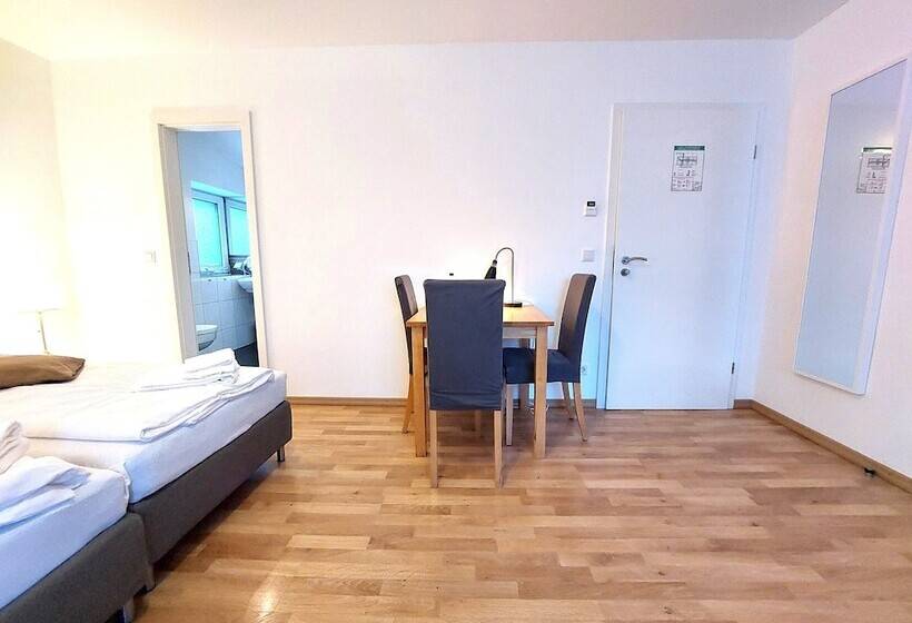 هتل Airport Messe