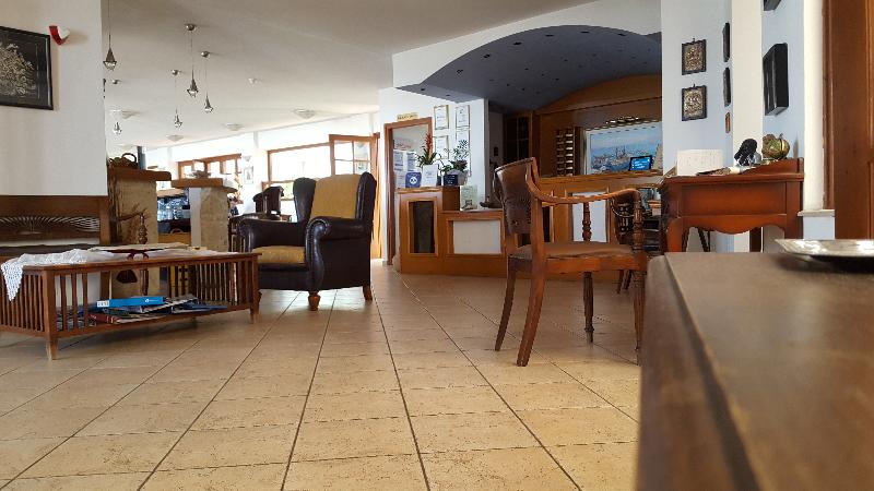 Amazones Sun Studios