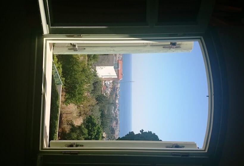 Amazones Sun Studios