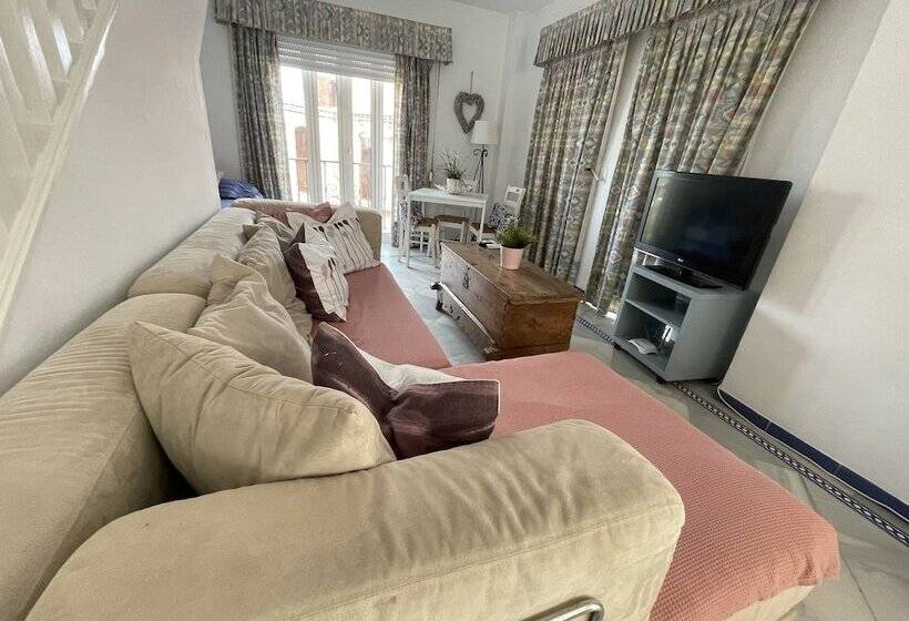 Apartamentos Puerto Sherry