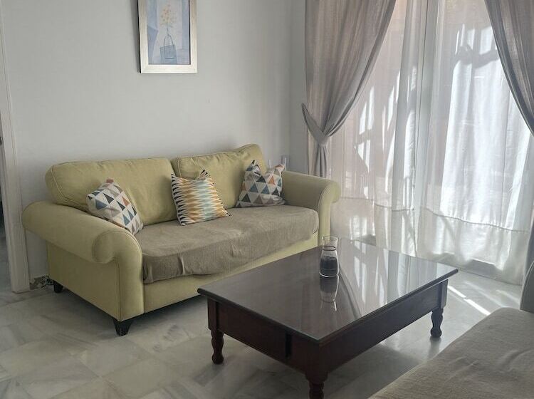 Apartamentos Puerto Sherry