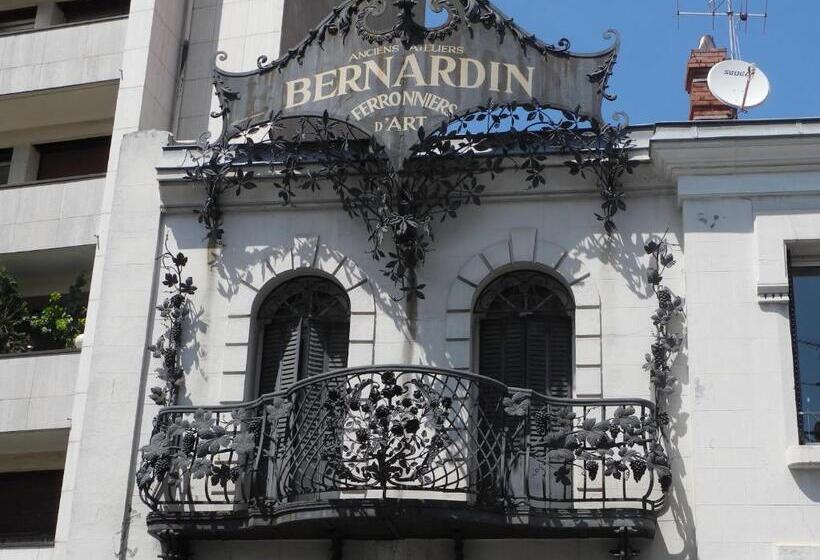 Apparthotel Privilodges Carré De Jaude