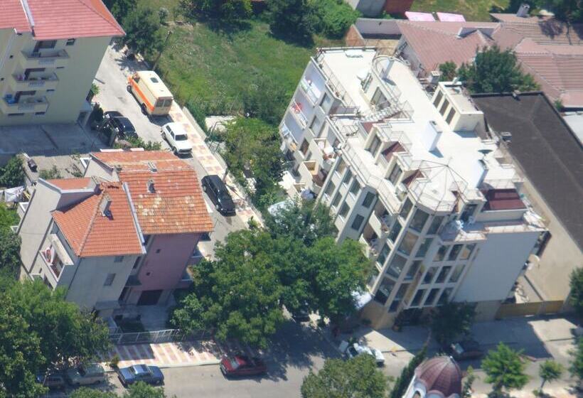 Family Hotel Sunarita