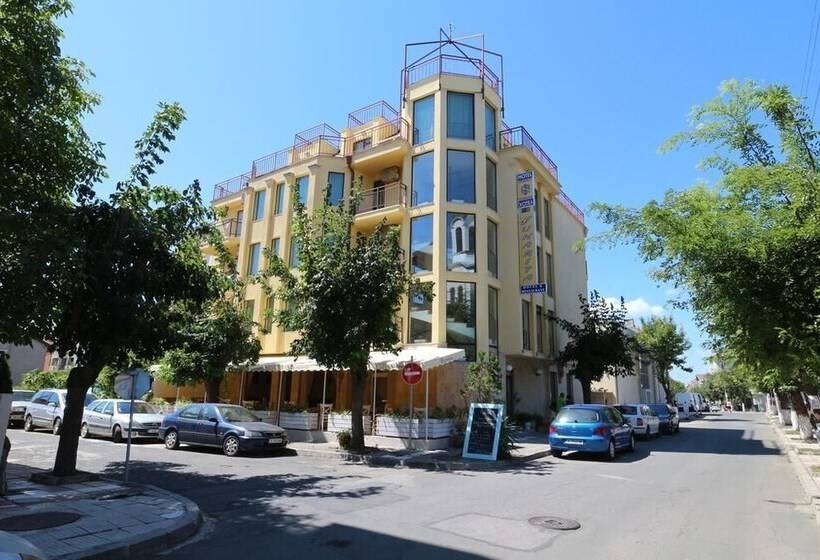 Family Hotel Sunarita