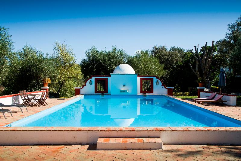 פונדק Moinho Do Alamo